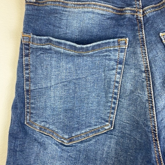 AEROPOSTALE Super High Rise Stretch Jean Shorts SZ 4 Button Front Women - Picture 7 of 10